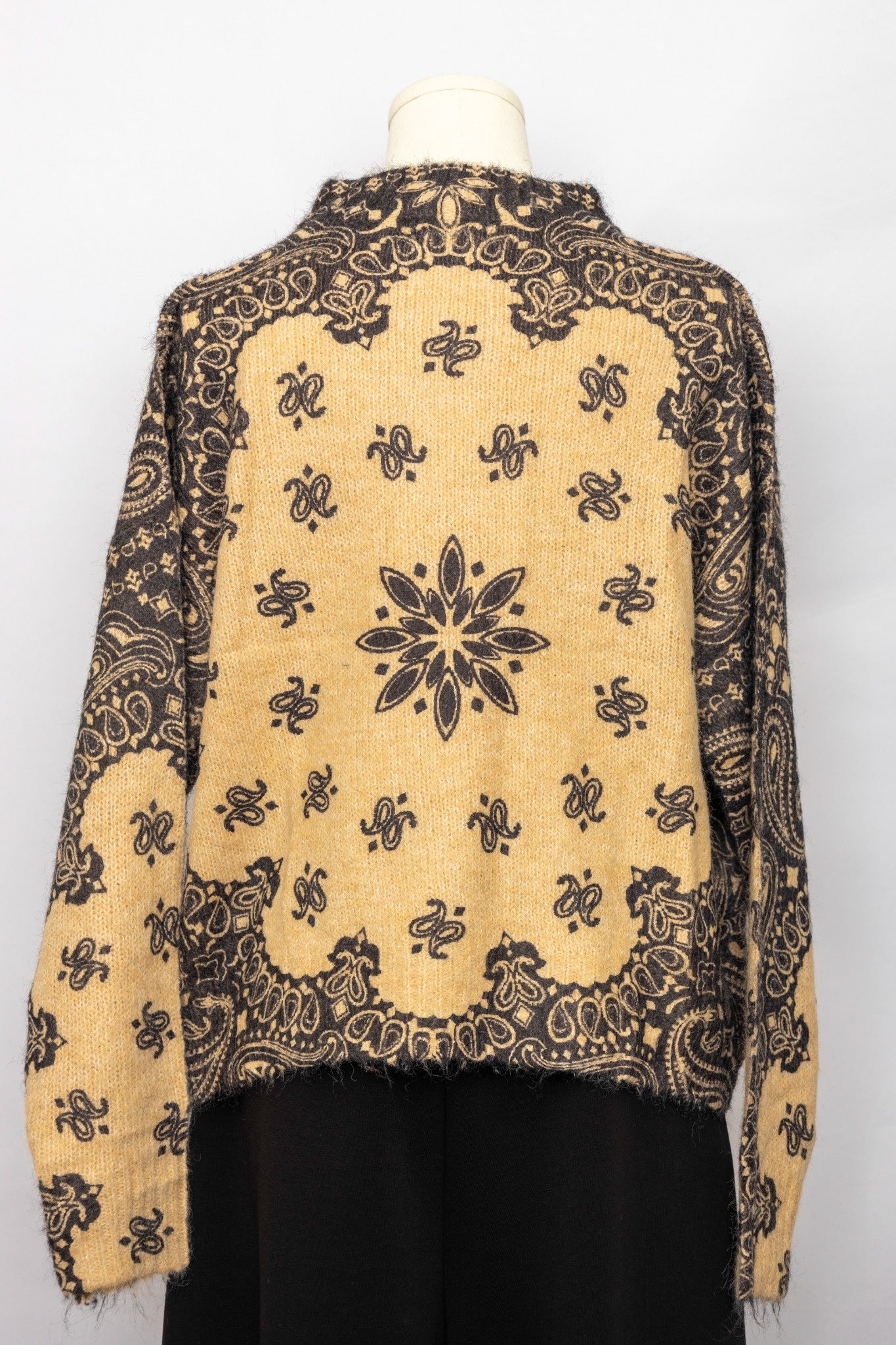 Pull Jacquard