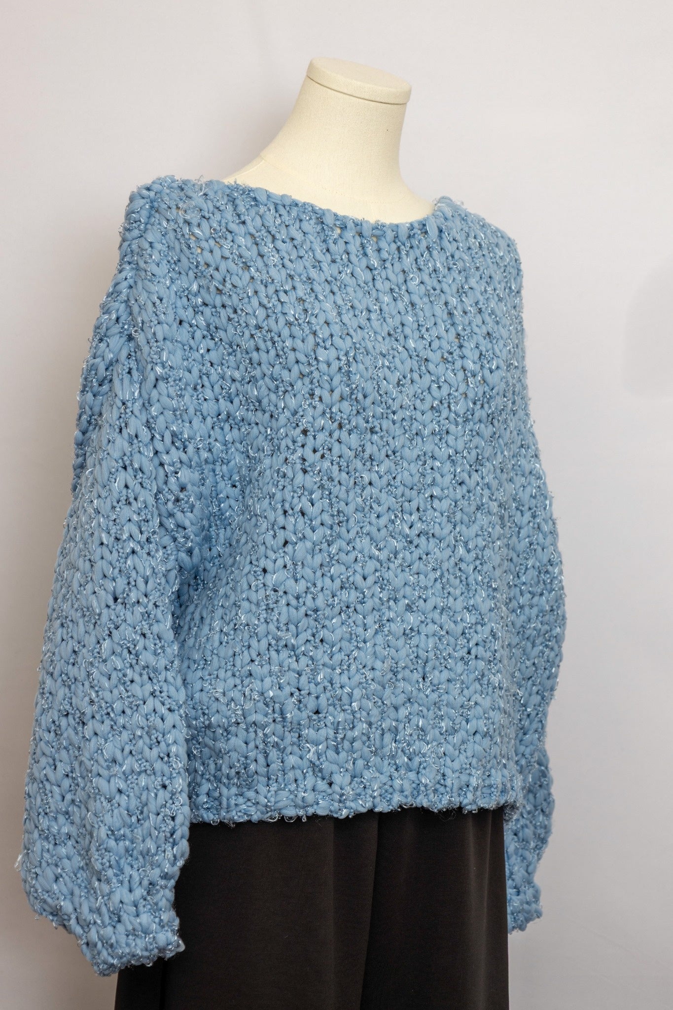 Pull ruban bleu