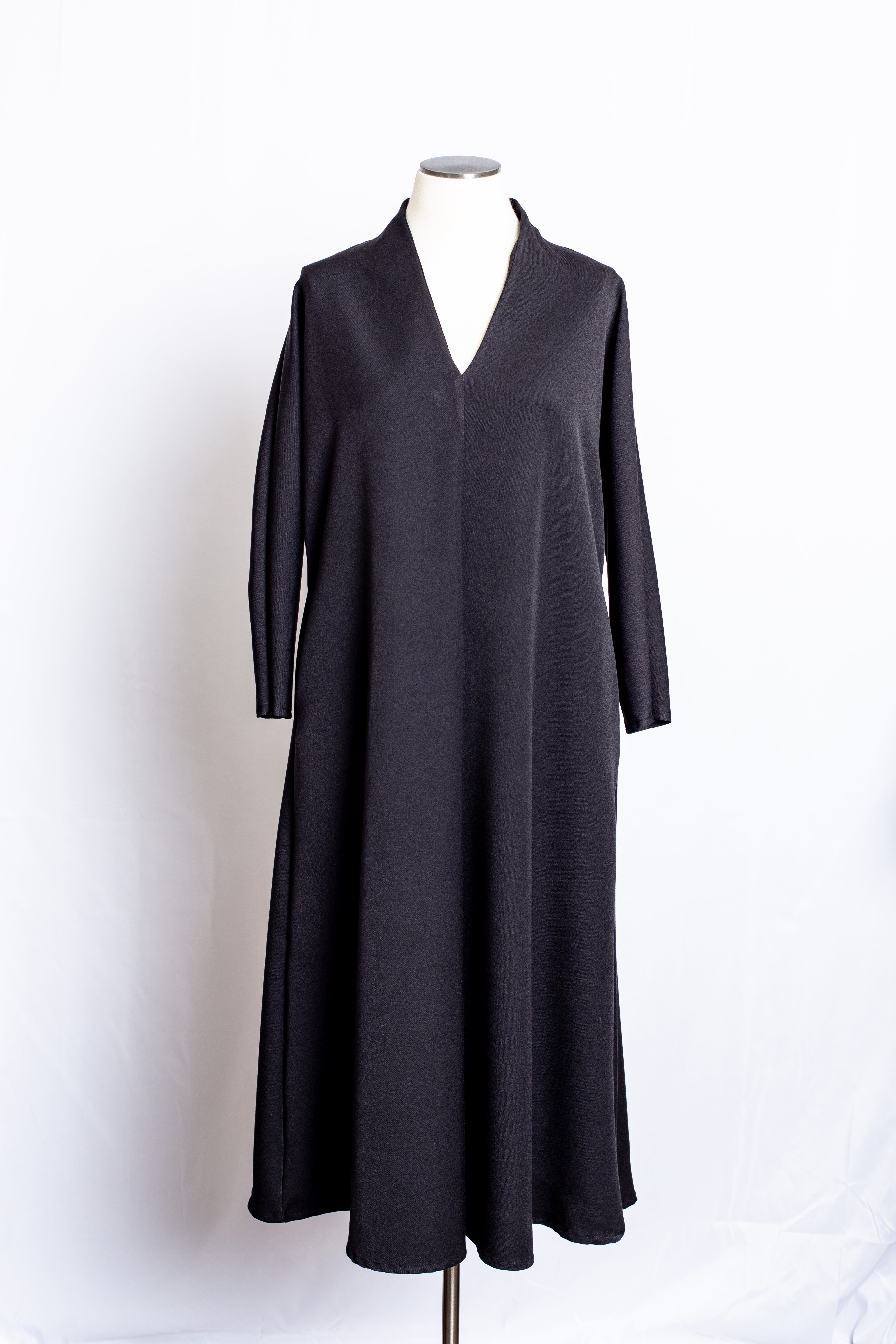 Robe Noir Ample