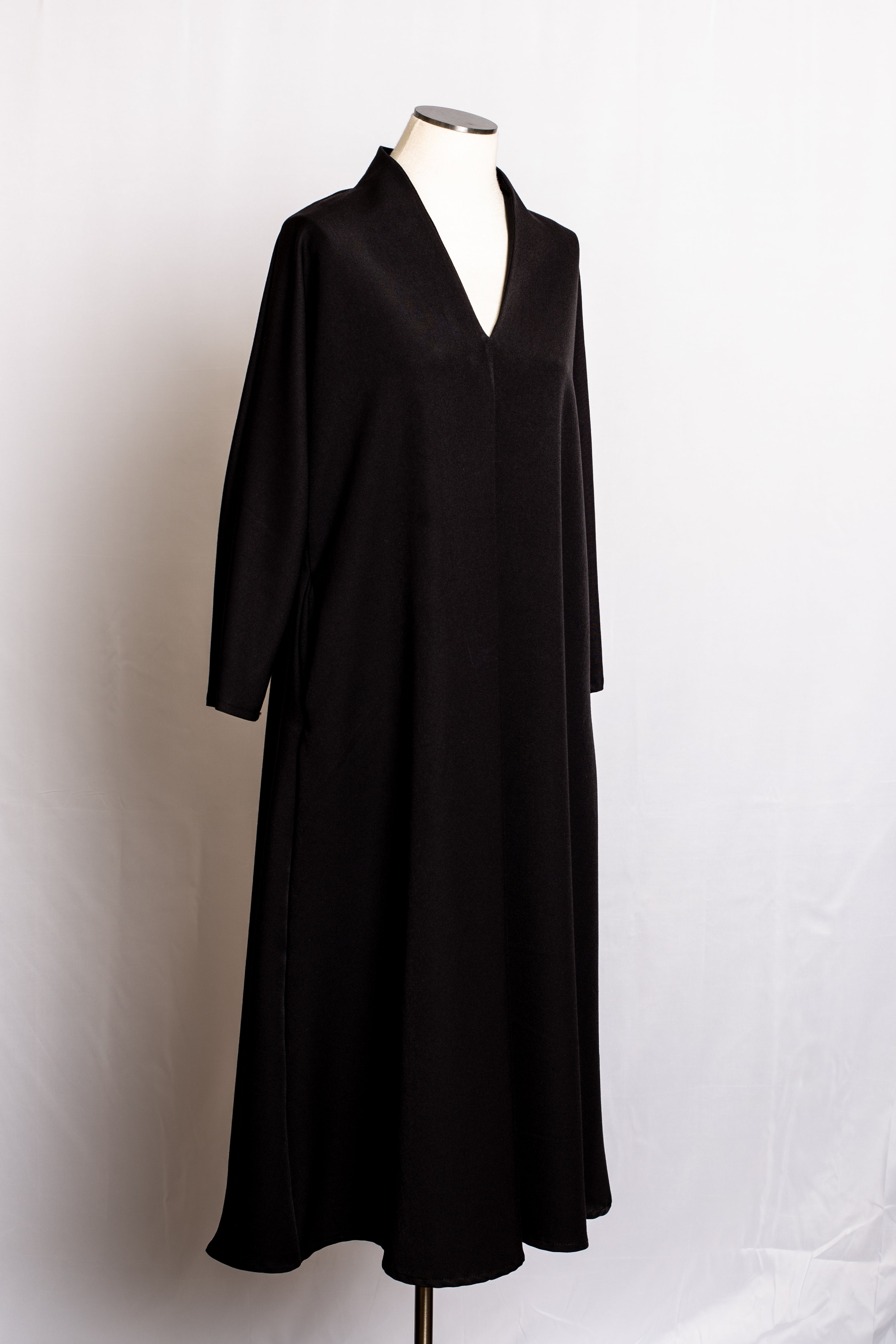 Robe Noir Ample