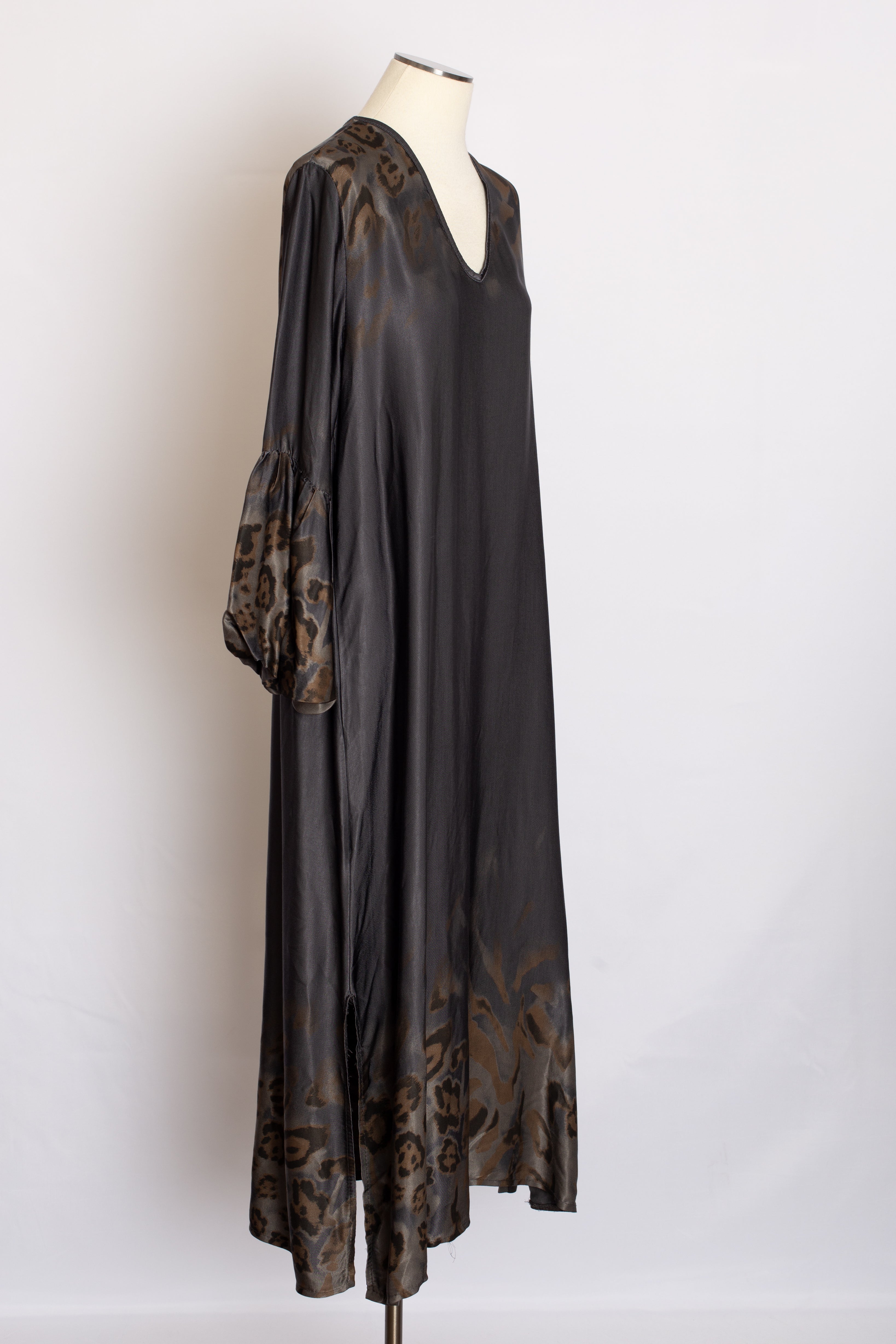 Robe Léopard Noire